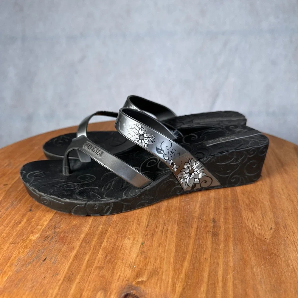 Ipanema Wedge Sandals Women Size 8 Black Silver Floral Platform Flip Flops Good